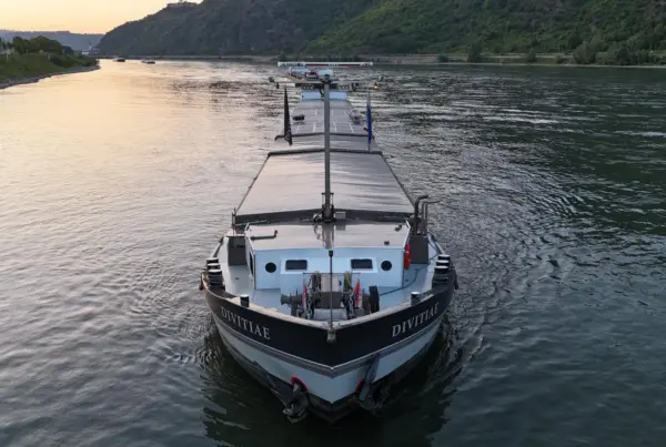 kleine binnenvaart, verduurzaming, nprc, ms divitiae, elektrisch-hybride, voortstuwing, binnenvaart